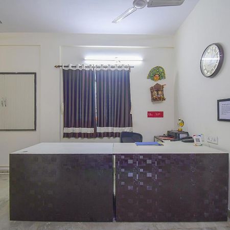 Super Collection O Bricks Inn Hazra Road Near Birla Mandir كولكاتا المظهر الخارجي الصورة
